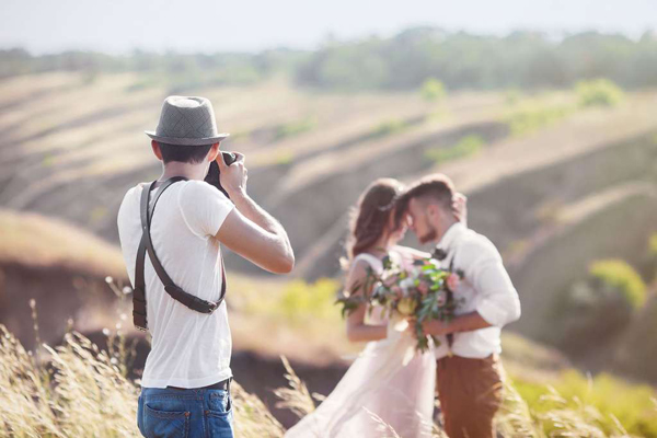 10 λάθη που πρέπει να αποφύγετε όσον αφορά τις φωτογραφίες του γάμου σας